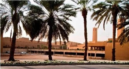 Al-Kindi Square Mosque (Hayy Assafarat Grand Mosque), photo 6