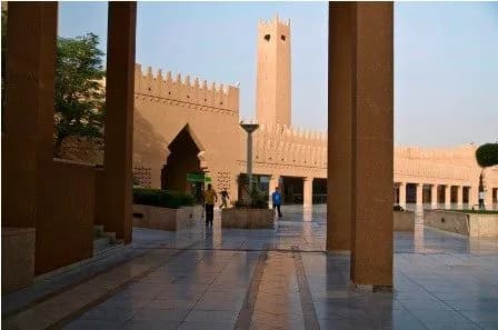 Al-Kindi Square Mosque (Hayy Assafarat Grand Mosque), photo 7
