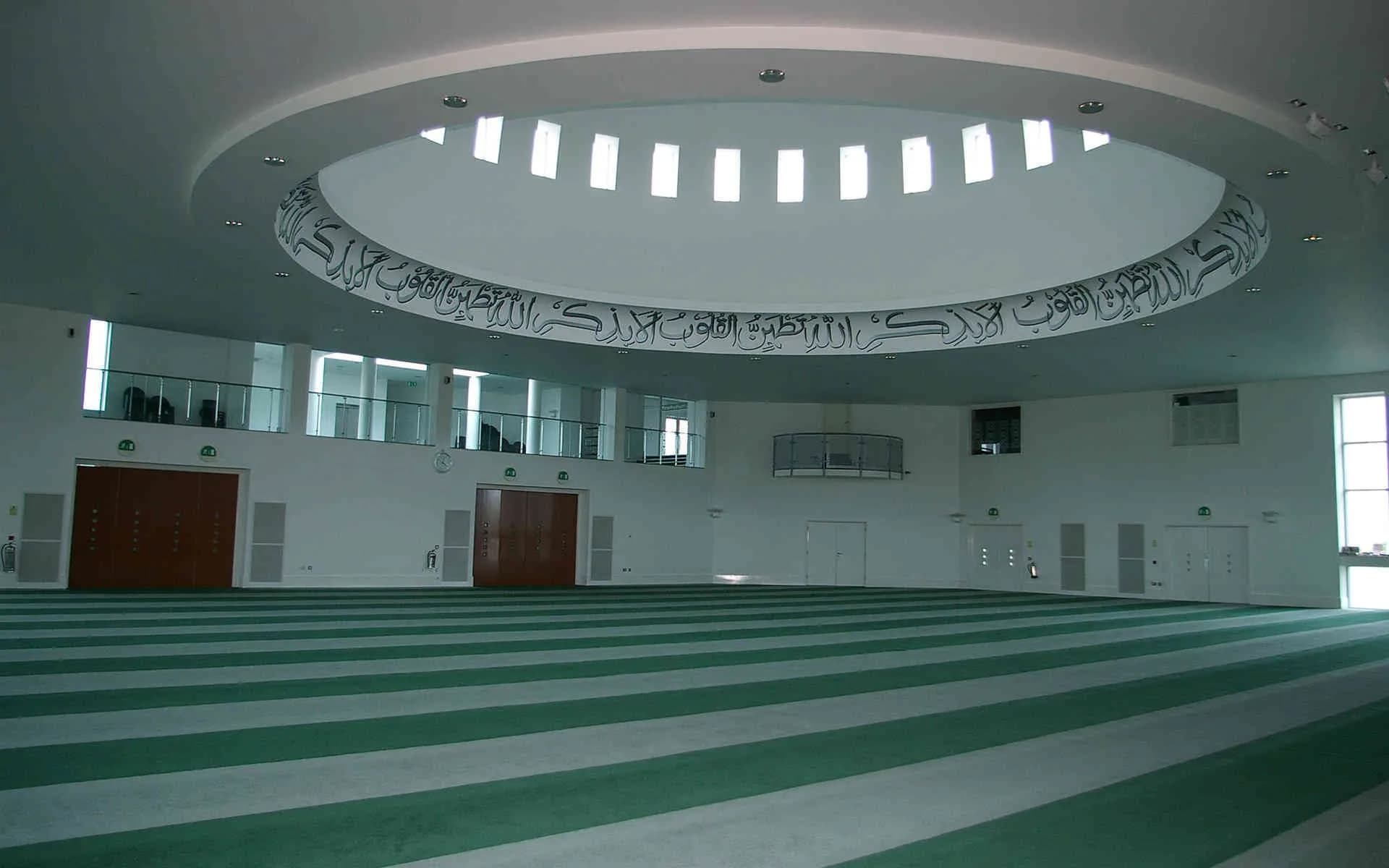 Baitul Futuh Mosque, photo 6