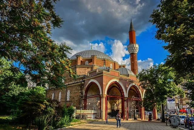 Central Mosque of Sofia (Banya Bashi Mosque), photo 1