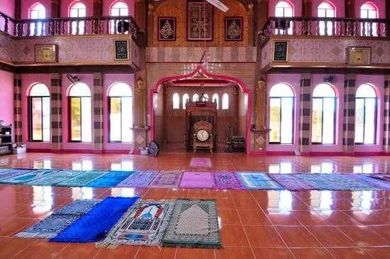 Dimaukom Mosque (Pink Mosque), photo 2