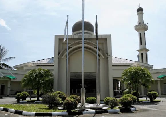 Kampong Pilot Door Mosque, photo 1