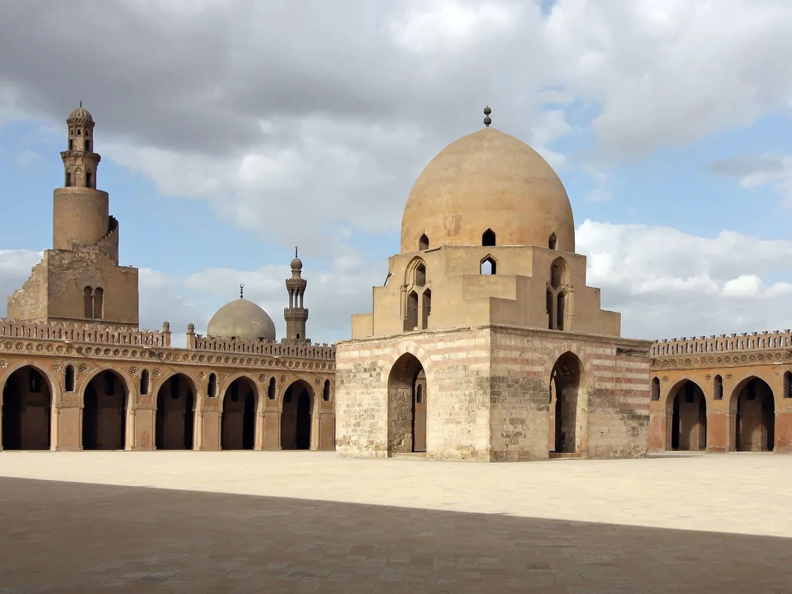 Ahmad ibn Tulun Mosque, photo 1