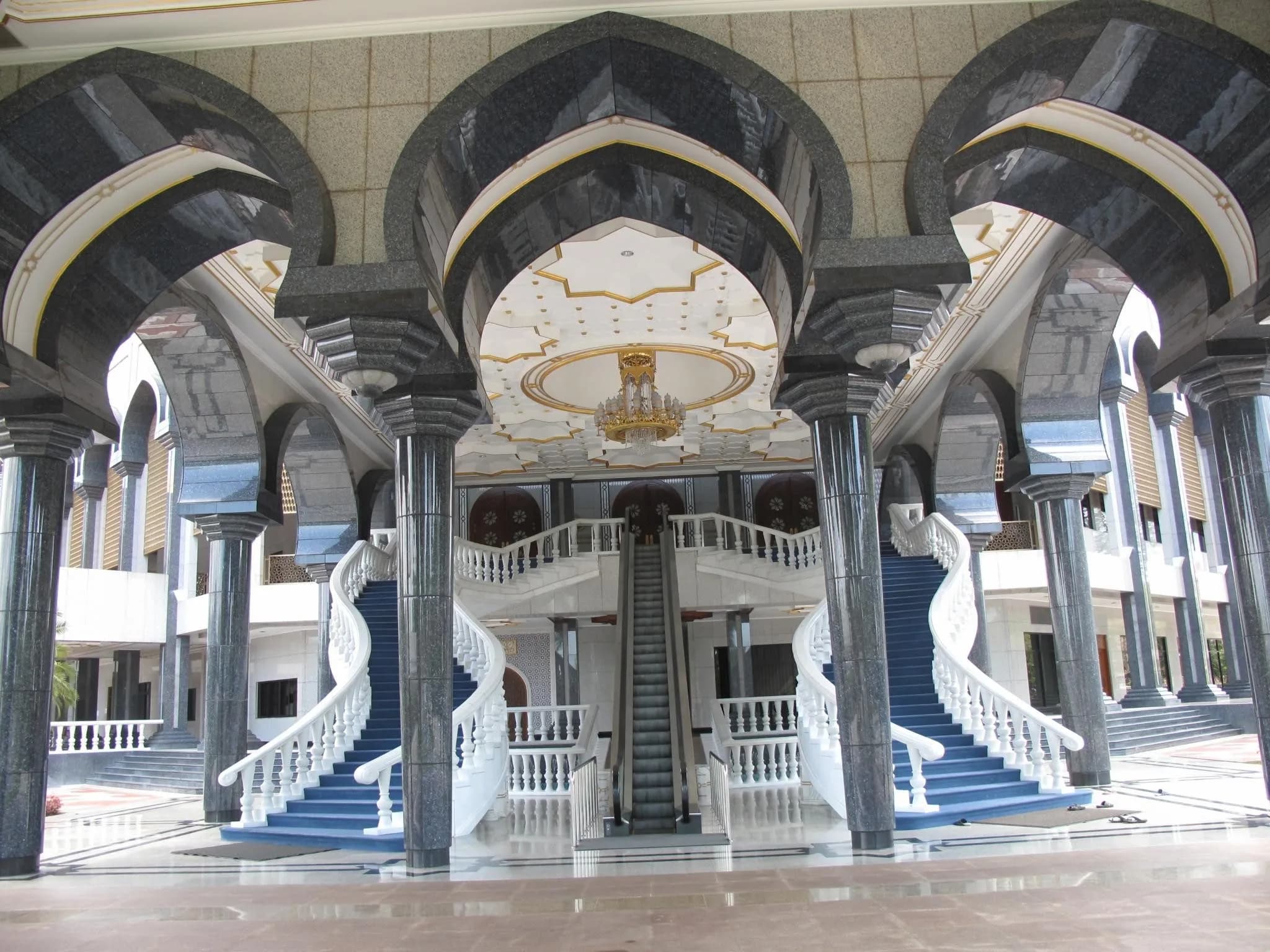 Sultan Omar Ali Saifuddin Mosque, photo 6