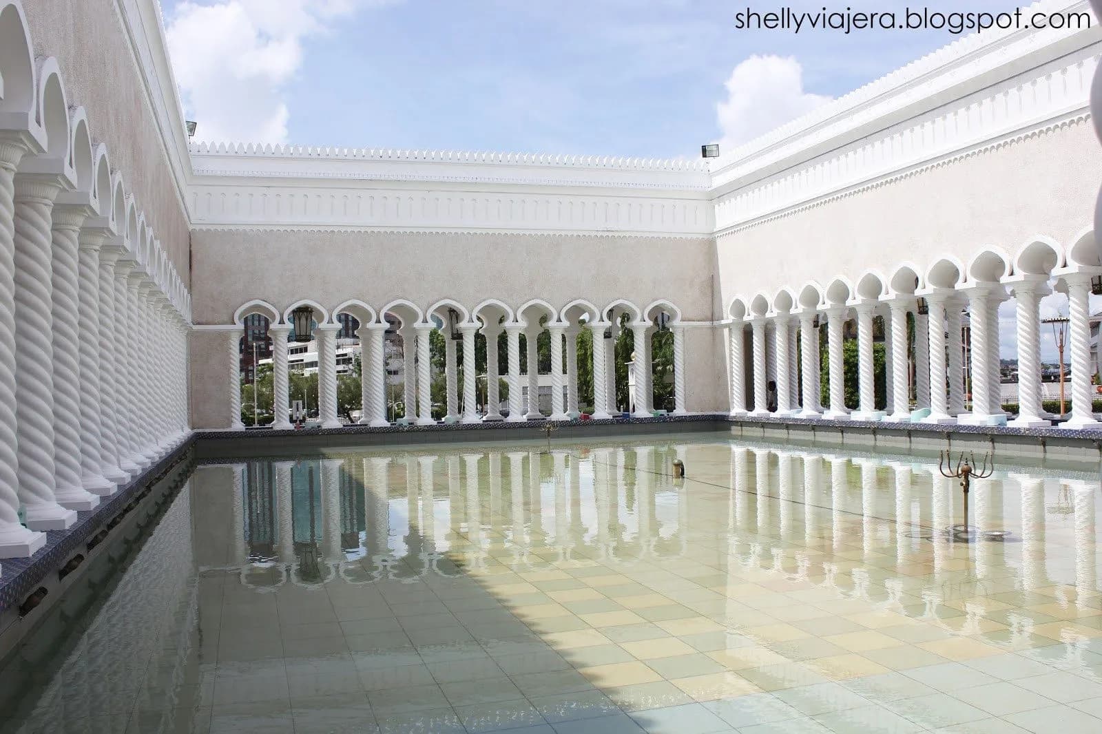 Sultan Omar Ali Saifuddin Mosque, photo 7