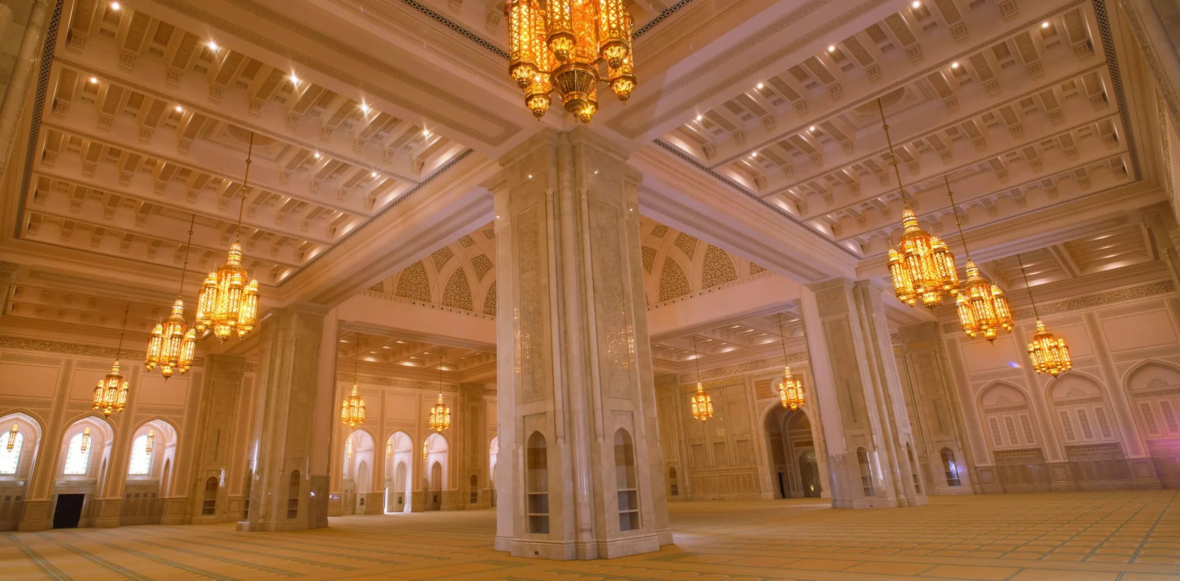 Sultan Qaboos Mosque, Nizwa, photo 1