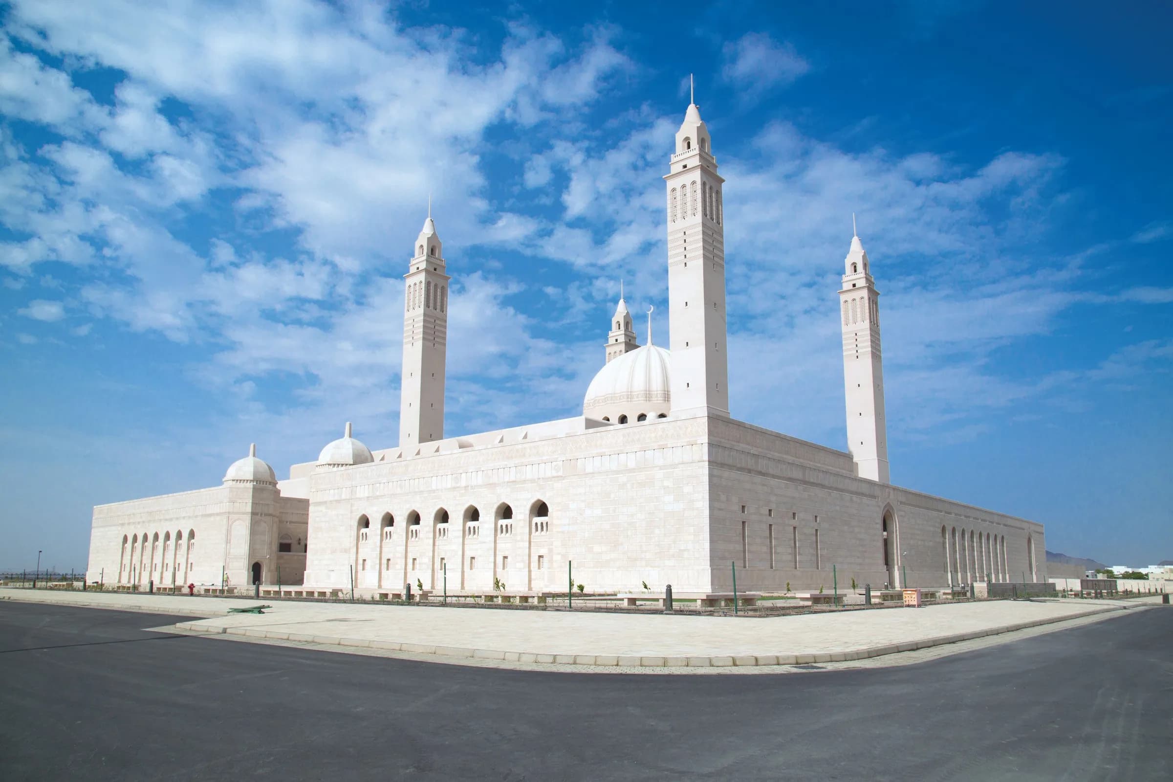 Sultan Qaboos Mosque, Nizwa, photo 9