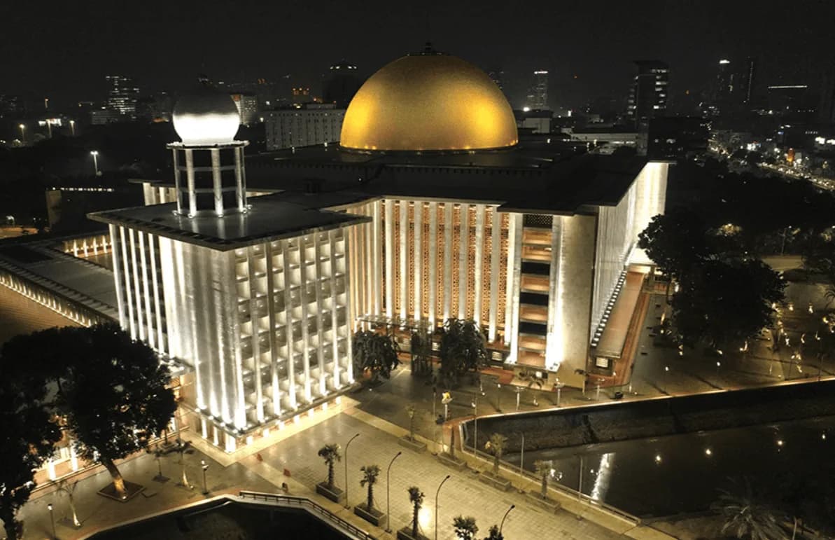 Grand Istiqlal Mosque, photo 2