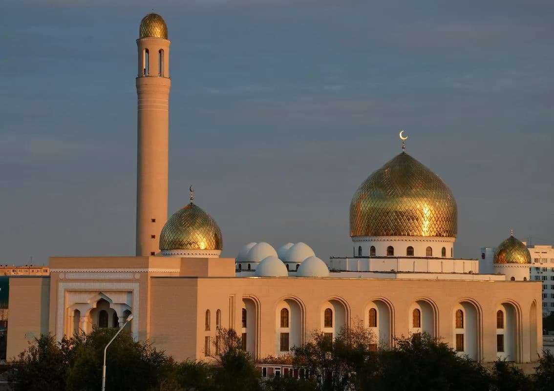 Beket-Ata Central Mosque (Aktau Central Mosque), photo 1
