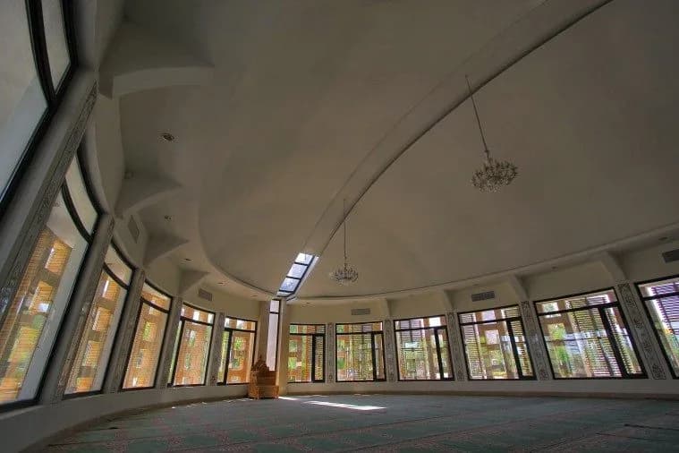 Esfahan Cemetery Prayer Room, photo 5