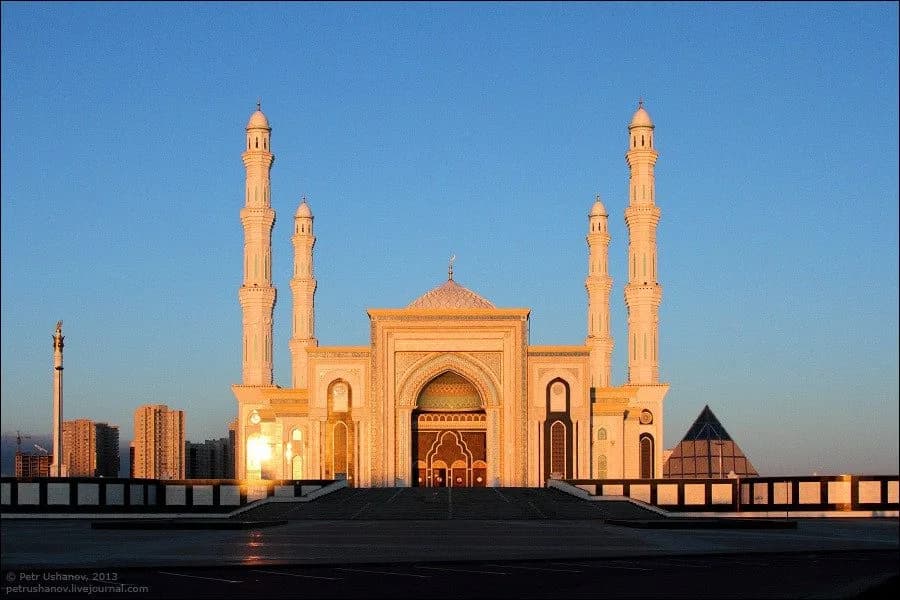 Hazrat Sultan Mosque (White Mosque), photo 4