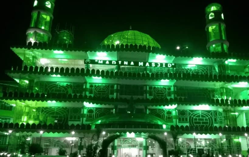 Madina Mosque, photo 2