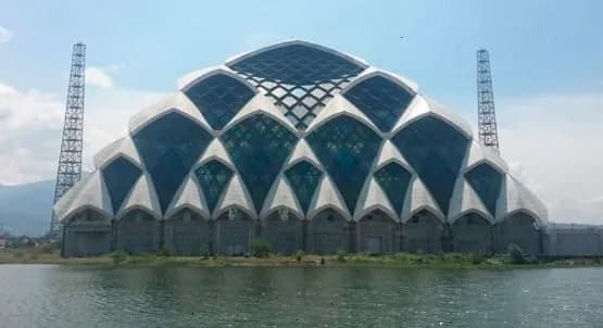 Al-Jabbar Grand Mosque (Al-Jabbar Floating Mosque), photo 1